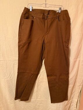 Catherines Brown Men's Straight-Leg Chinos